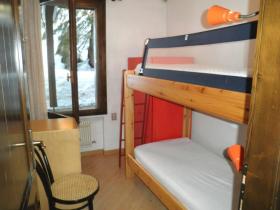 <b>CENSA camera con castello</b> 