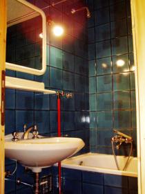 <b>bagno con vasca</b> 